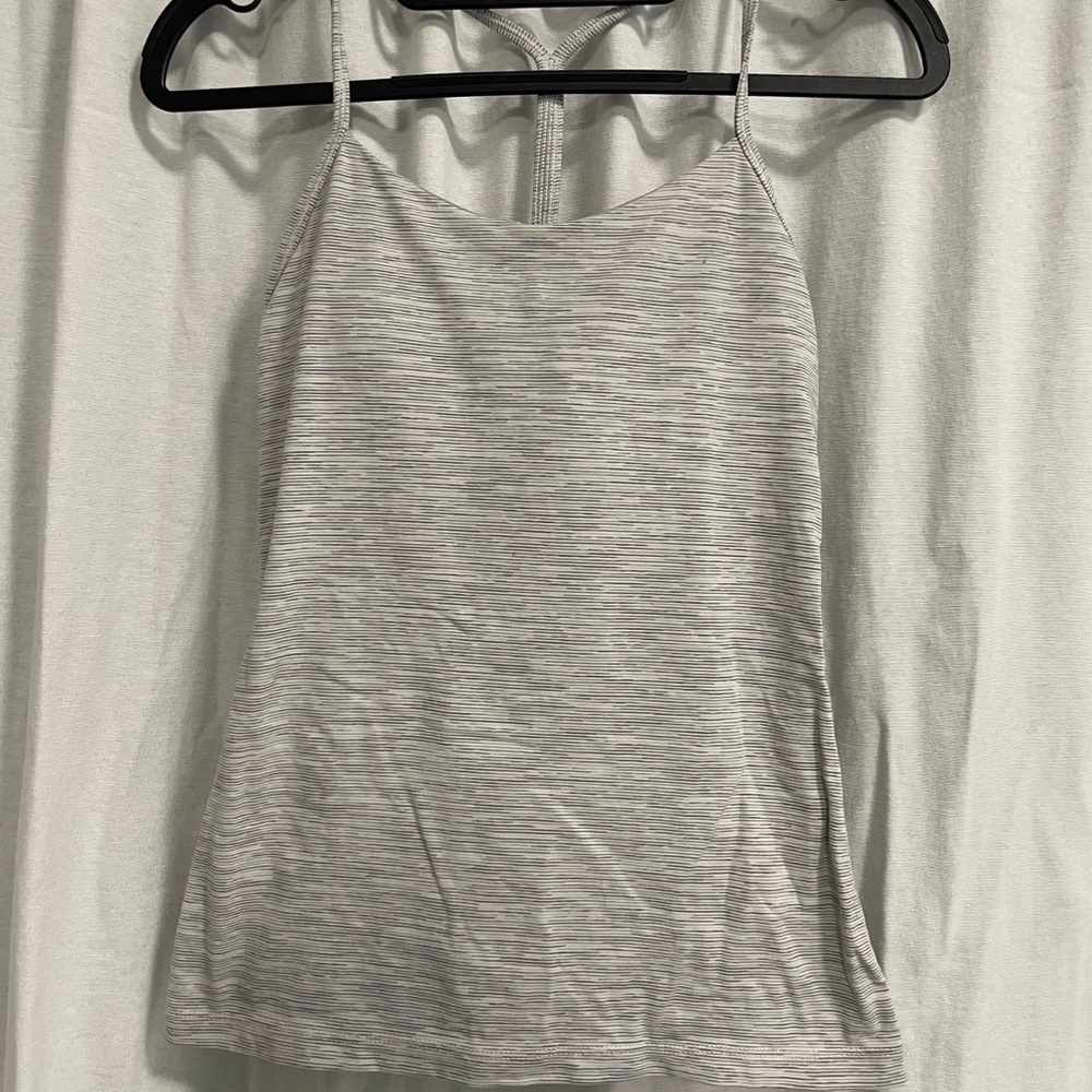 Lululemon Power Pose for Top